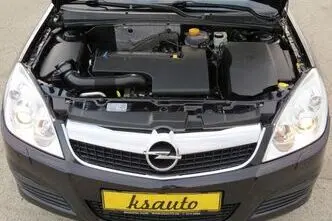 Opel Vectra, petrol, manual, front-wheel drive