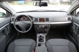 Opel Vectra, petrol, manual, front-wheel drive