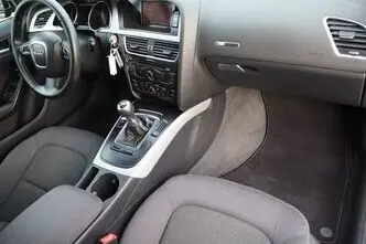 Audi A5, бензин, механическая, передний привод