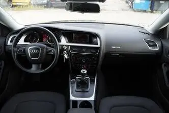 Audi A5, бензин, механическая, передний привод