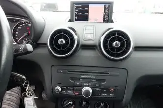 Audi A1, bensiin, manuaal, esivedu