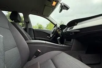 BMW 520, 2.0, 120 kW, дизель, механическая, задний привод