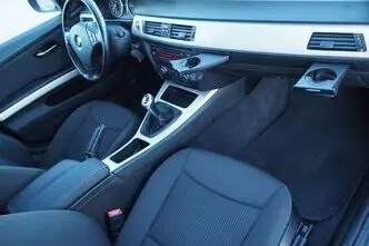 BMW 318, 2.0, 105 kW, дизель, механическая, задний привод