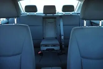 BMW 318, 2.0, 105 kW, дизель, механическая, задний привод