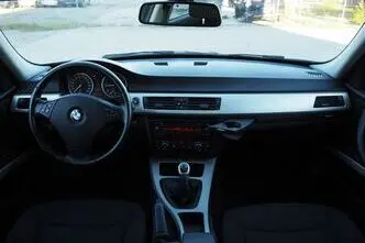 BMW 318, 2.0, 105 kW, дизель, механическая, задний привод