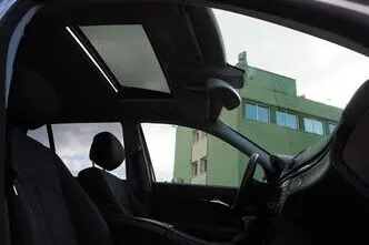 Mercedes-Benz E 220, 2.1, 110 kW, дизель, автомат, задний привод