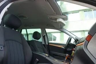 Mercedes-Benz E 220, 2.1, 125 kW, дизель, автомат, задний привод
