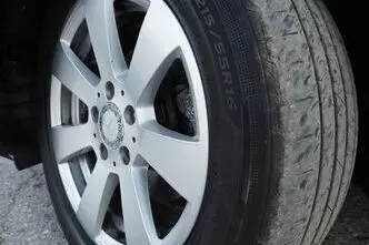 Mercedes-Benz C 200, 2.1, 100 kW, дизель, механическая, задний привод