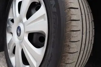 Ford Focus, 1.6, 70 kW, дизель, механическая, передний привод