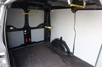 Ford Transit Custom, 2.2, 92 kW, дизель, механическая, передний привод