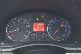 Volkswagen Eos, petrol, manual, front-wheel drive
