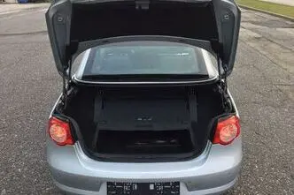 Volkswagen Eos, petrol, manual, front-wheel drive