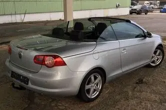 Volkswagen Eos, petrol, manual, front-wheel drive