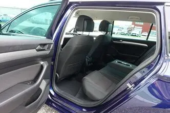 Volkswagen Passat, bensiin, automaat, esivedu