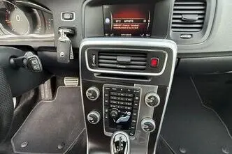 Volvo V60, 2.0, 140 kW, diesel, automatic, front-wheel drive