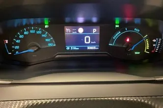 Peugeot 2008, electric, automatic, front-wheel drive