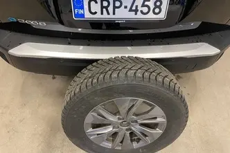 Peugeot 2008, electric, automatic, front-wheel drive