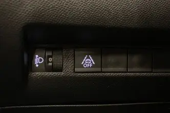 Peugeot 2008, electric, automatic, front-wheel drive