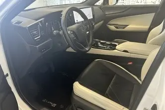 Lexus NX 450, 2.5, 136 kW, plug-in hybrid, automatic, four-wheel drive
