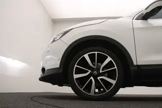 Nissan Qashqai, 1.2, 85 kW, bensiin, automaat, esivedu