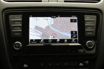 Škoda Octavia, 1.6, 81 kW, diisel, automaat, esivedu