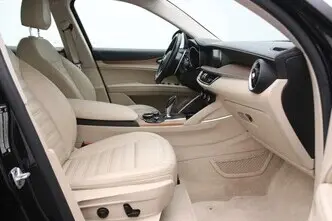 Alfa Romeo Stelvio, 2.2, 140 kW, diisel, automaat, tagavedu
