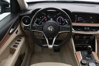 Alfa Romeo Stelvio, 2.2, 140 kW, diisel, automaat, tagavedu