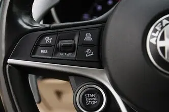 Alfa Romeo Stelvio, 2.2, 140 kW, diisel, automaat, tagavedu