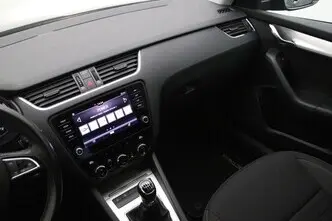 Škoda Octavia, 1.5, 110 kW, bensiin, manuaal, esivedu