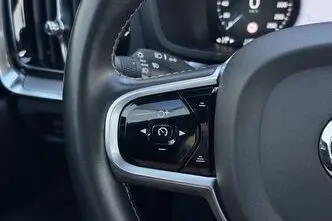 Volvo S60, 2.0, 140 kW, бензин, автомат, передний привод