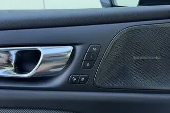 Volvo S60, 2.0, 140 kW, бензин, автомат, передний привод