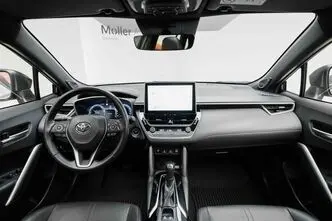 Toyota Corolla, 2.0, 112 kW, гибрид, автомат, полный привод