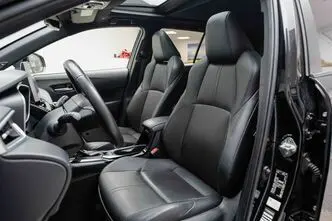 Toyota Corolla, 2.0, 112 kW, гибрид, автомат, полный привод