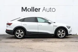 Audi e-tron, 230 kW, электричество, автомат, полный привод