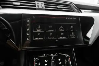 Audi e-tron, 230 kW, электричество, автомат, полный привод
