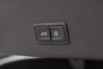 Audi e-tron, 230 kW, электричество, автомат, полный привод