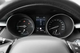 Toyota C-HR, 1.8, 72 kW, pistikhübriid, automaat, esivedu