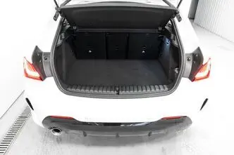 BMW 116, 1.5, 80 kW, bensiin, automaat, esivedu