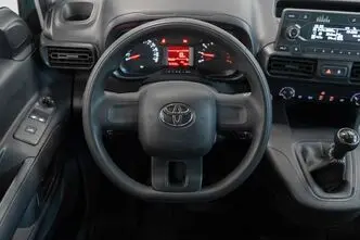 Toyota Proace, 1.5, 75 kW, diesel, manual, front-wheel drive