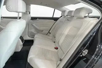 Volkswagen Passat, 1.8, 132 kW, petrol, automatic, front-wheel drive