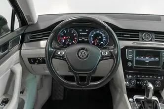 Volkswagen Passat, 1.8, 132 kW, petrol, automatic, front-wheel drive