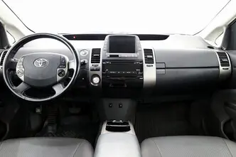 Toyota Prius, 1.5, 77 kW, hybrid, automatic, front-wheel drive