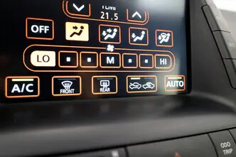 Toyota Prius, 1.5, 77 kW, hybrid, automatic, front-wheel drive