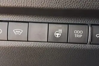 Toyota RAV4, 2.5, 131 kW, гибрид, автомат, полный привод