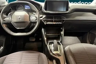 Peugeot 208, 1.2, 74 kW, бензин, автомат, передний привод