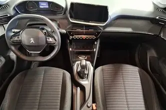 Peugeot 208, 1.2, 55 kW, petrol, manual, front-wheel drive