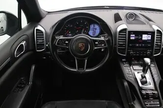 Porsche Cayenne, 3.0, 193 kW, diesel, automatic, four-wheel drive