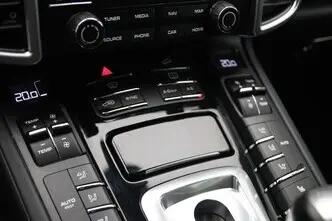 Porsche Cayenne, 3.0, 193 kW, diesel, automatic, four-wheel drive