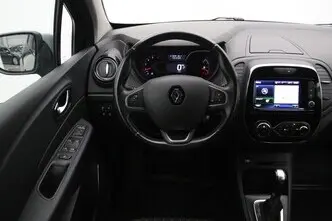 Renault Captur, 1.5, 66 kW, diesel, automatic, front-wheel drive