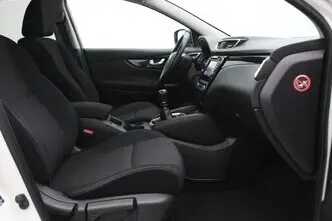 Nissan Qashqai, 1.2, 85 kW, petrol, manual, front-wheel drive